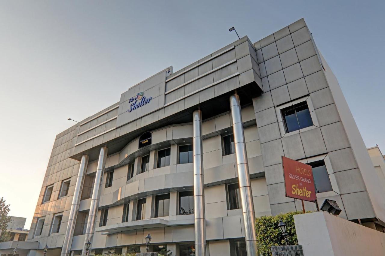 Townhouse Oak Hotel Shelter Lucknow Dış mekan fotoğraf
