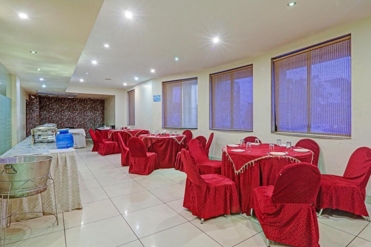 Townhouse Oak Hotel Shelter Lucknow Dış mekan fotoğraf