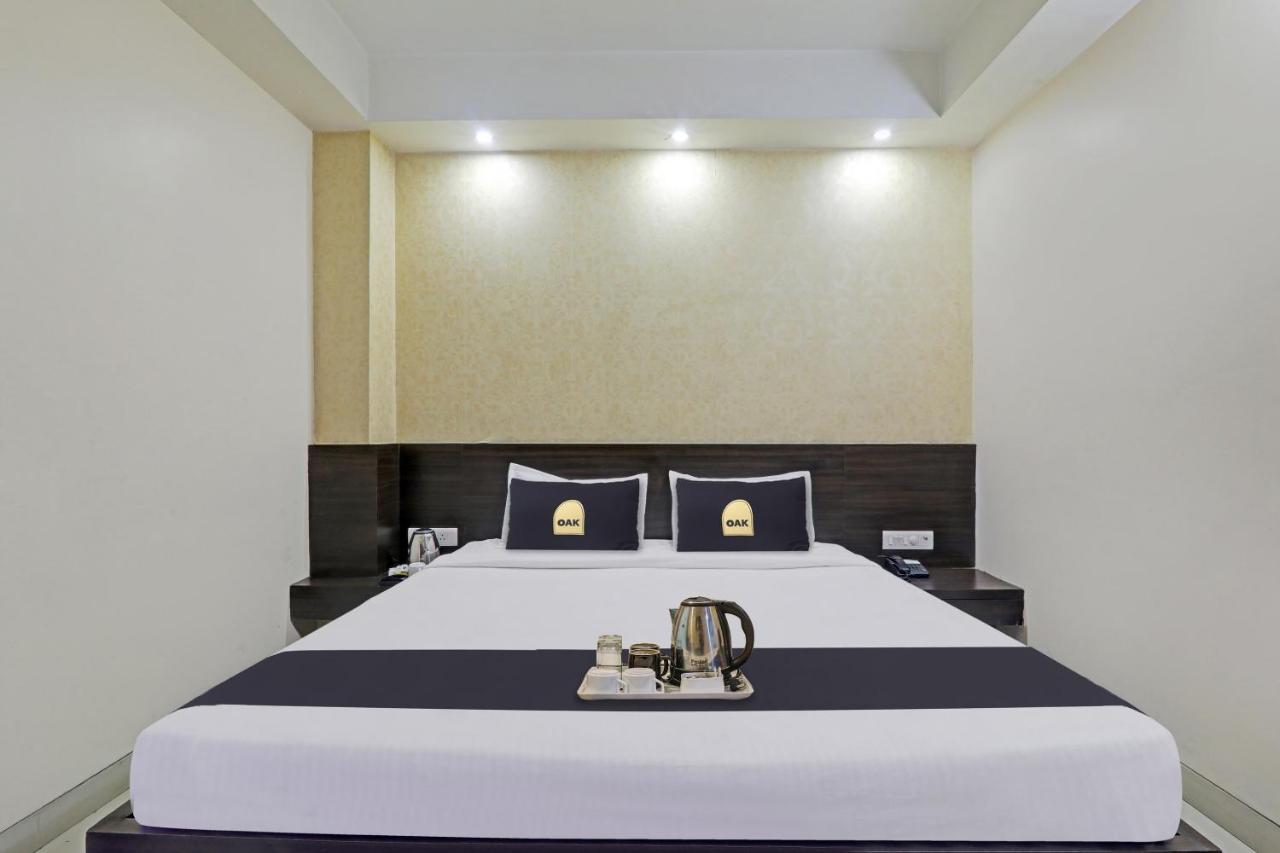Townhouse Oak Hotel Shelter Lucknow Dış mekan fotoğraf