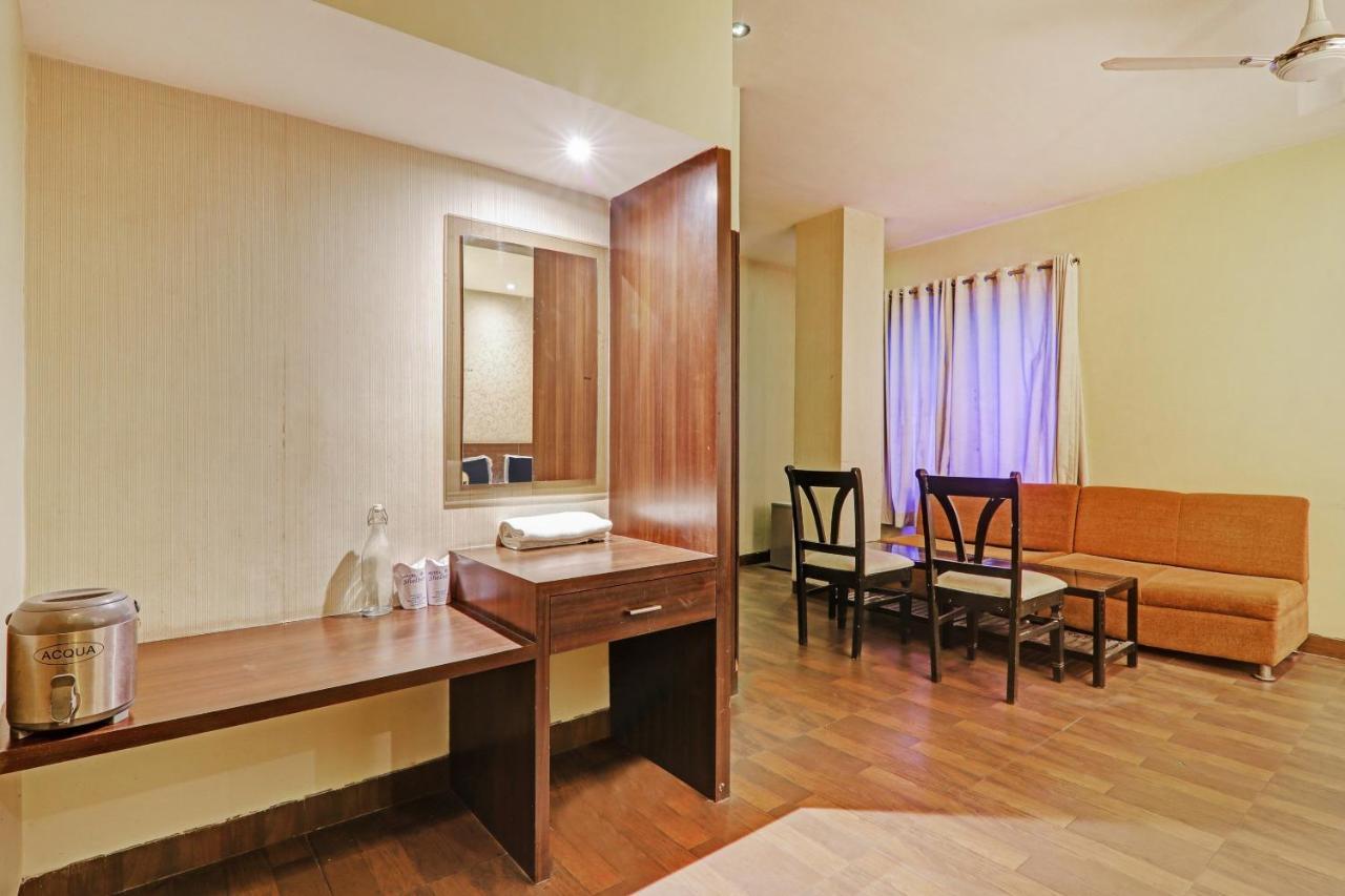 Townhouse Oak Hotel Shelter Lucknow Dış mekan fotoğraf