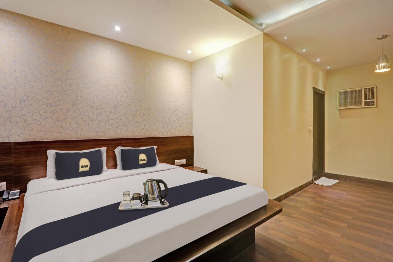 Townhouse Oak Hotel Shelter Lucknow Dış mekan fotoğraf