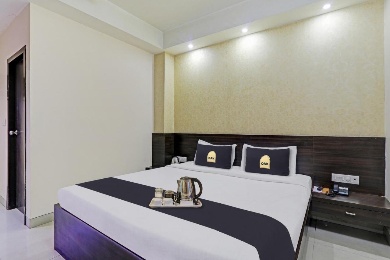 Townhouse Oak Hotel Shelter Lucknow Dış mekan fotoğraf